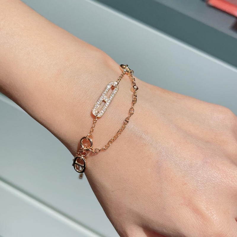 H**me5 bracelets